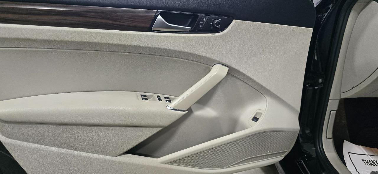 Volkswagen Passat SEL 2020