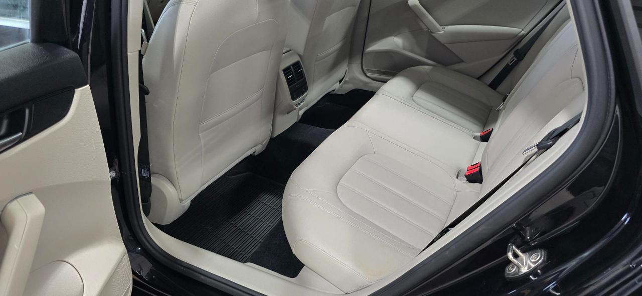 Volkswagen Passat SEL 2020
