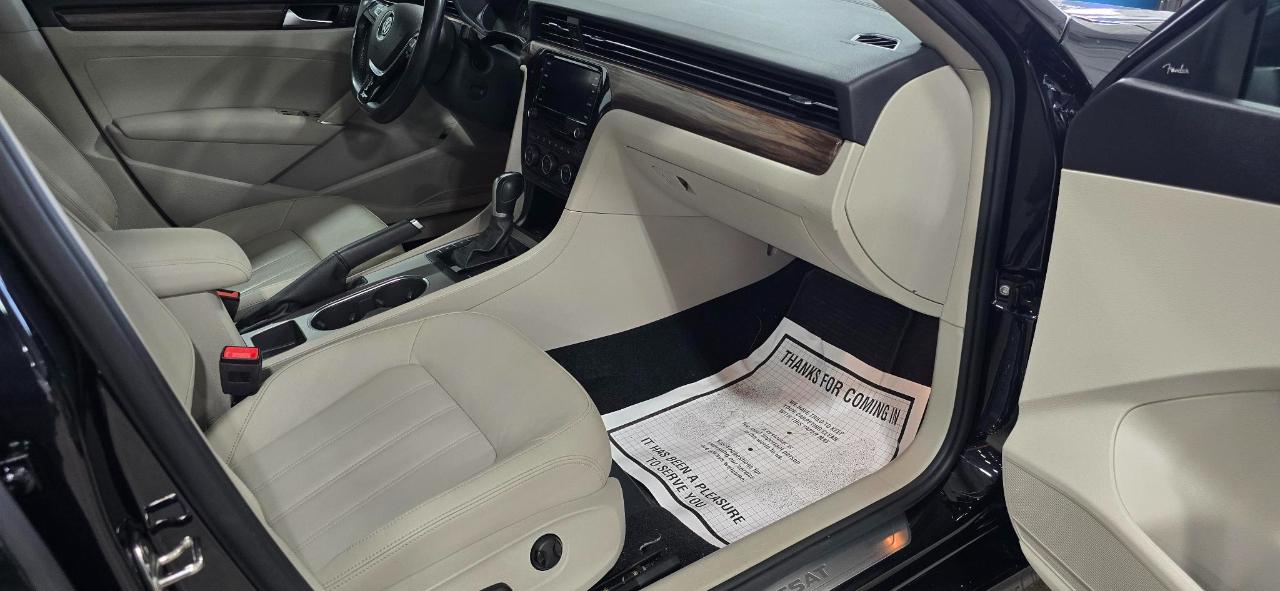 Volkswagen Passat SEL 2020