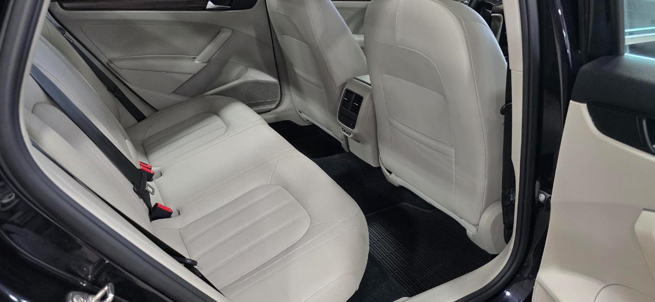 Volkswagen Passat SEL 2020