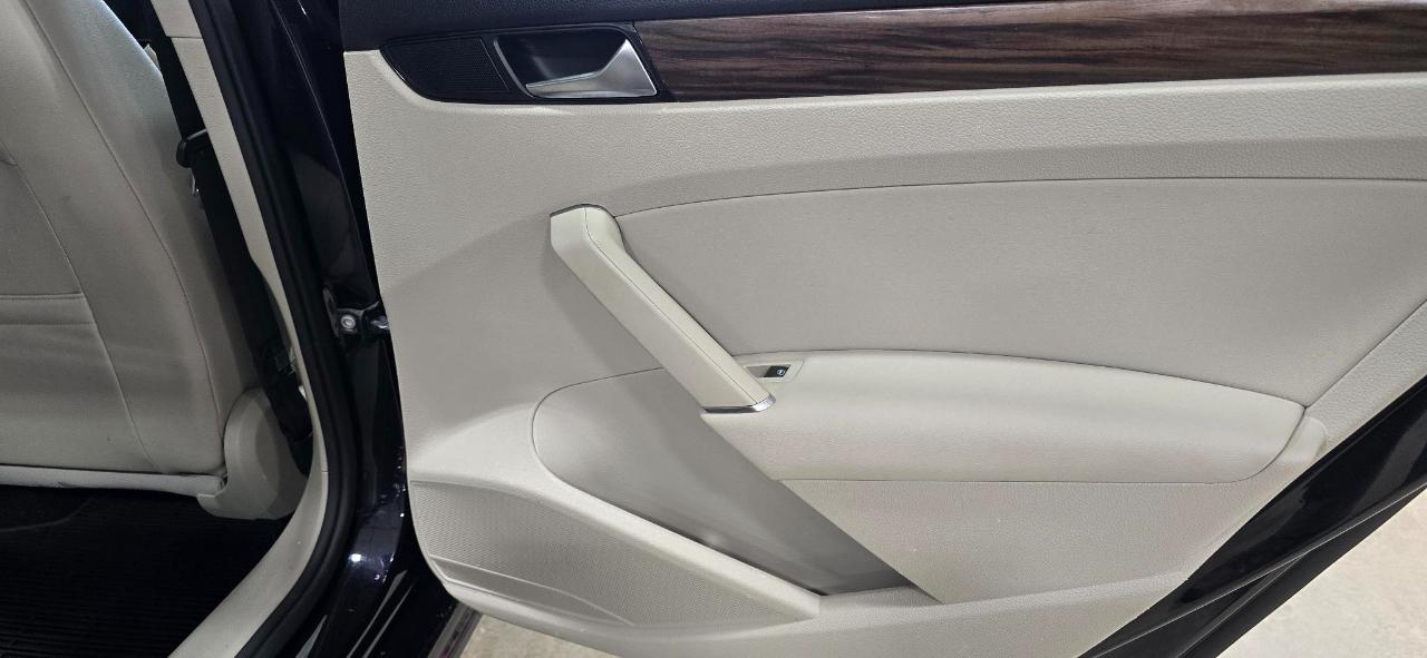 Volkswagen Passat SEL 2020