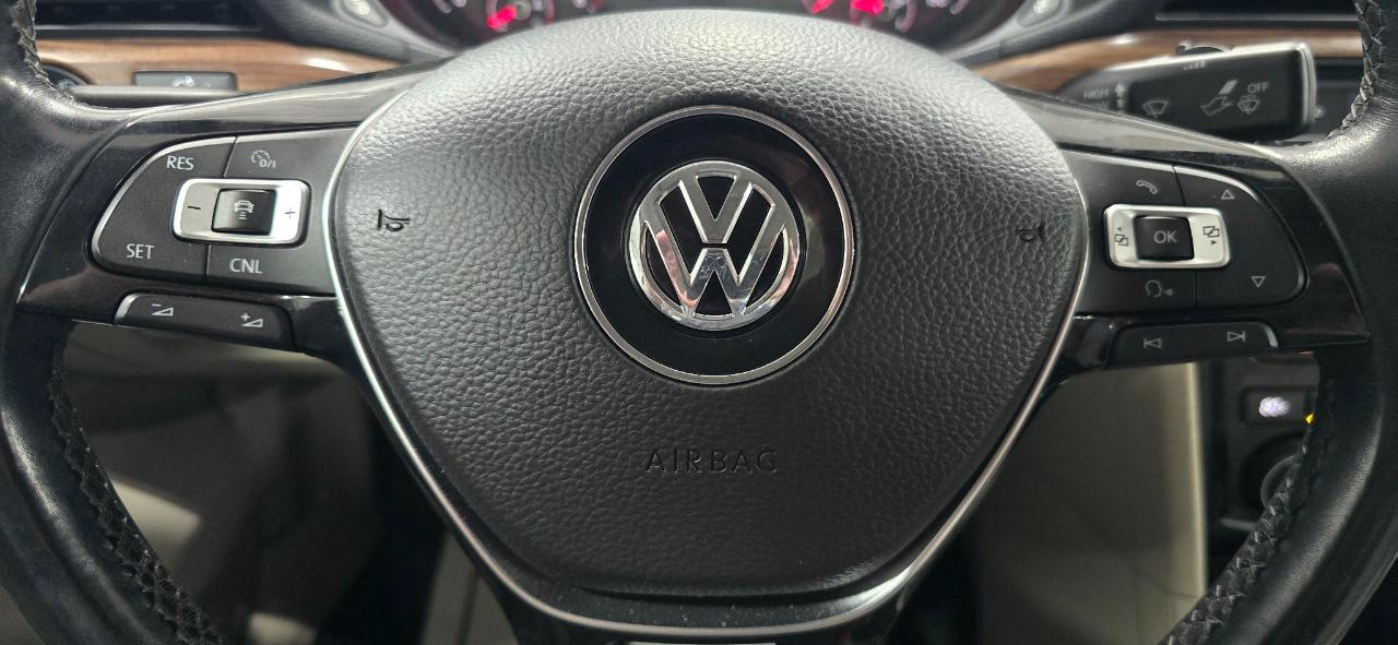 Volkswagen Passat SEL 2020