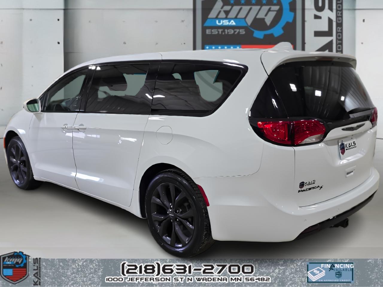 Chrysler Pacifica Touring Plus 2020