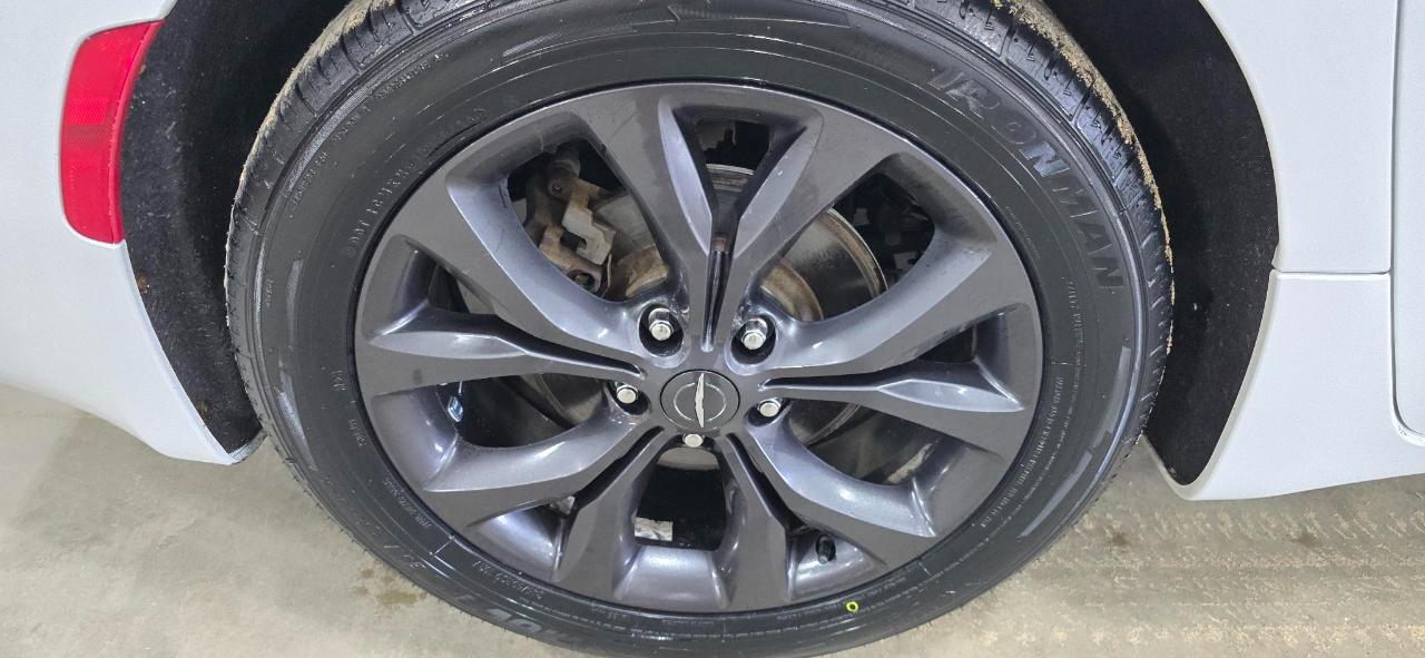 Chrysler Pacifica Touring Plus 2020
