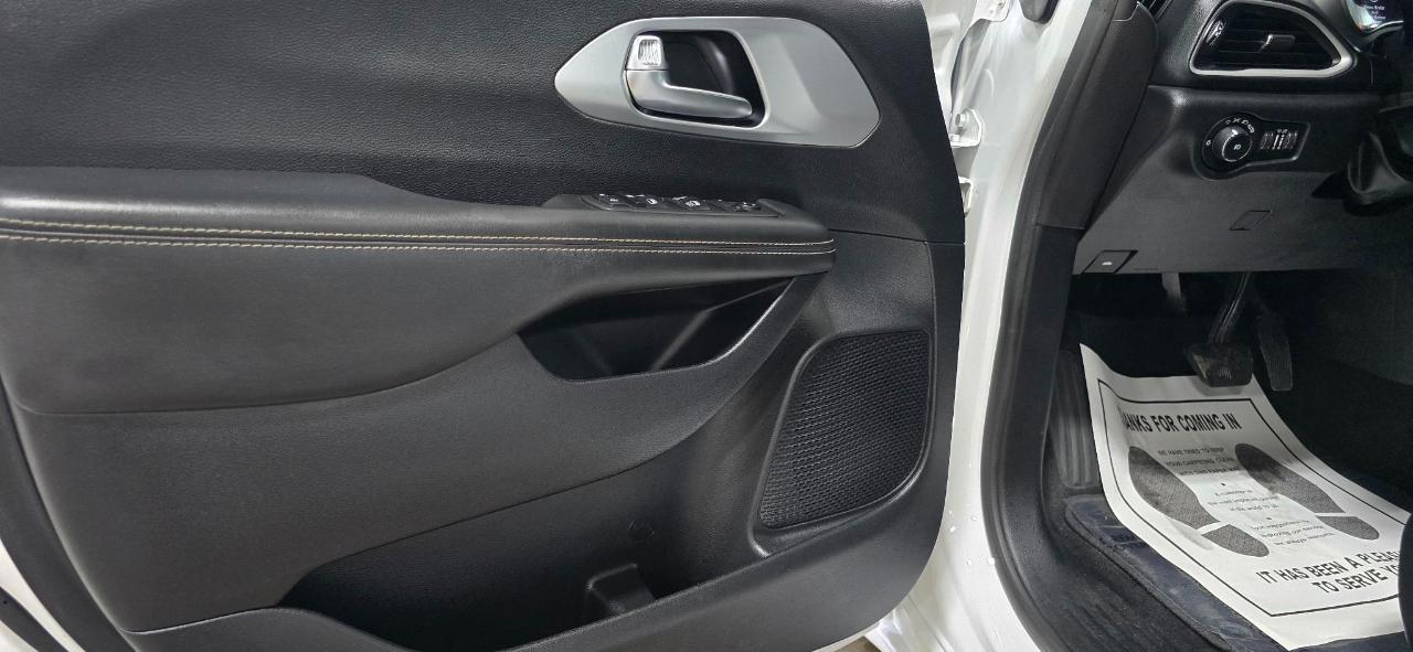 Chrysler Pacifica Touring Plus 2020