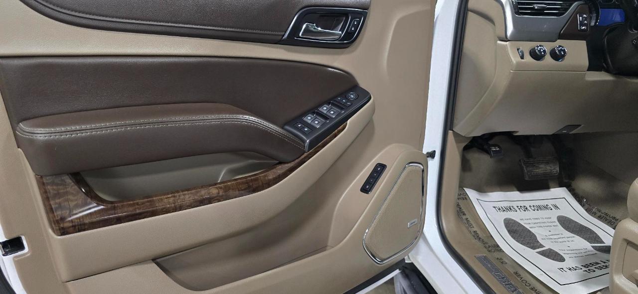 Chevrolet Suburban LT 4WD 2019