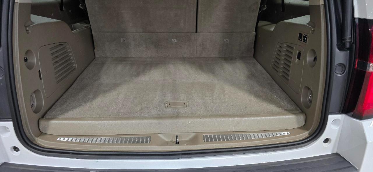 Chevrolet Suburban LT 4WD 2019