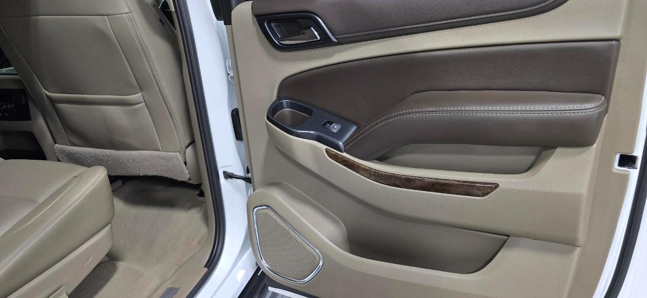 Chevrolet Suburban LT 4WD 2019