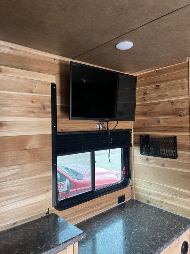 Glacier 18 RV Explorer Toy Hauler  2022
