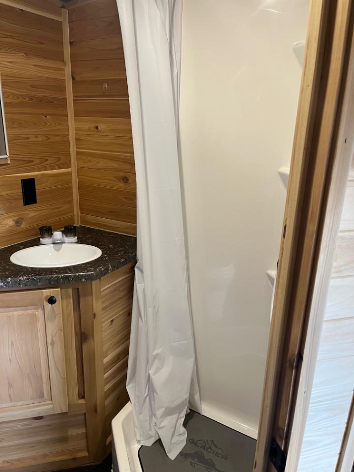 Glacier 18 RV Explorer Toy Hauler  2022