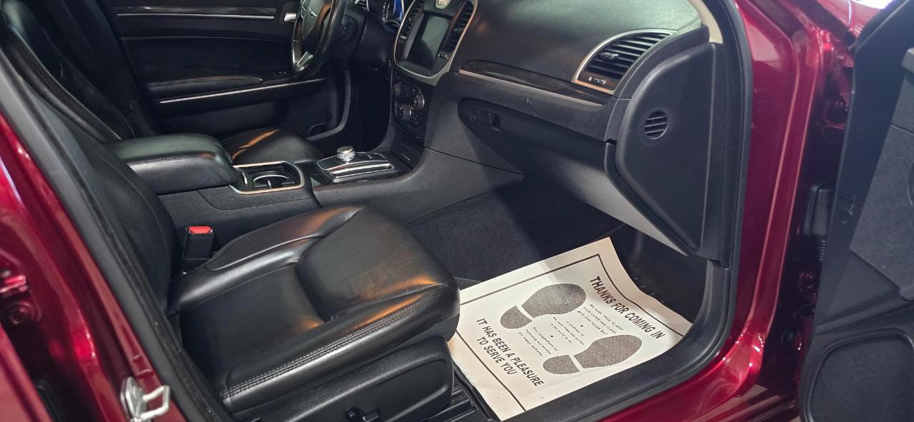 Chrysler 300 Touring AWD 2020