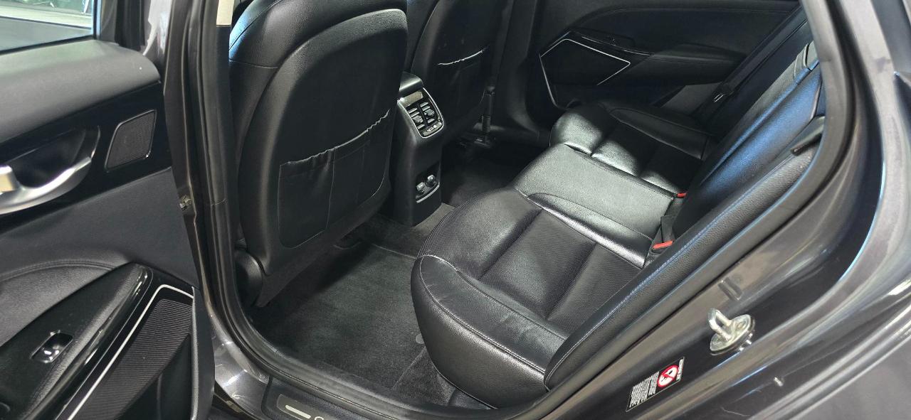Kia Cadenza Limited 2018