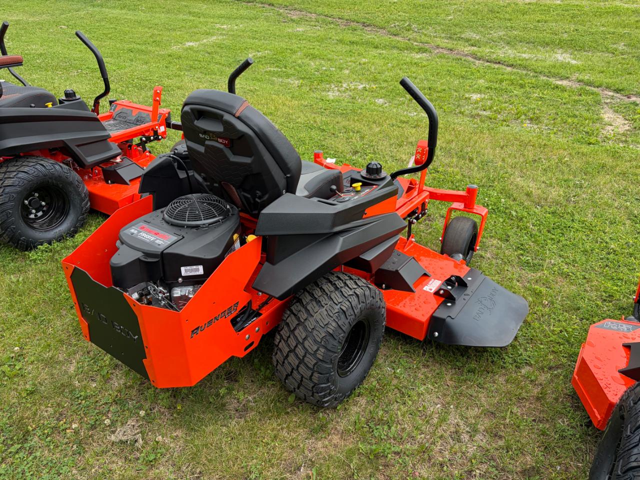 Bad Boy Mowers ZT 54in Avenger Kawasaki FR691 23HP  2026