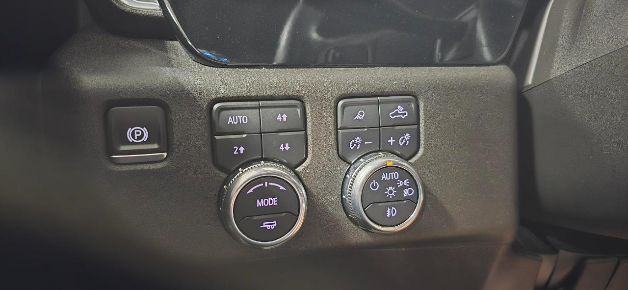 GMC Sierra 2500HD SLT Crew Cab 4WD 2024