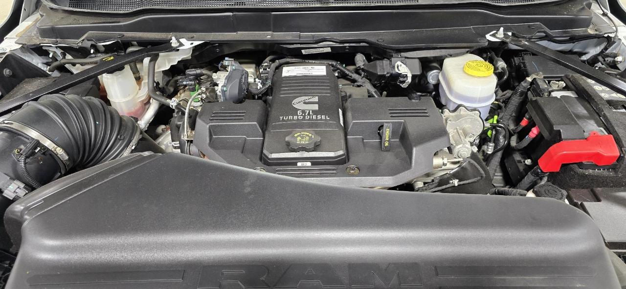 RAM 2500 Big Horn Crew Cab 4WD 2024