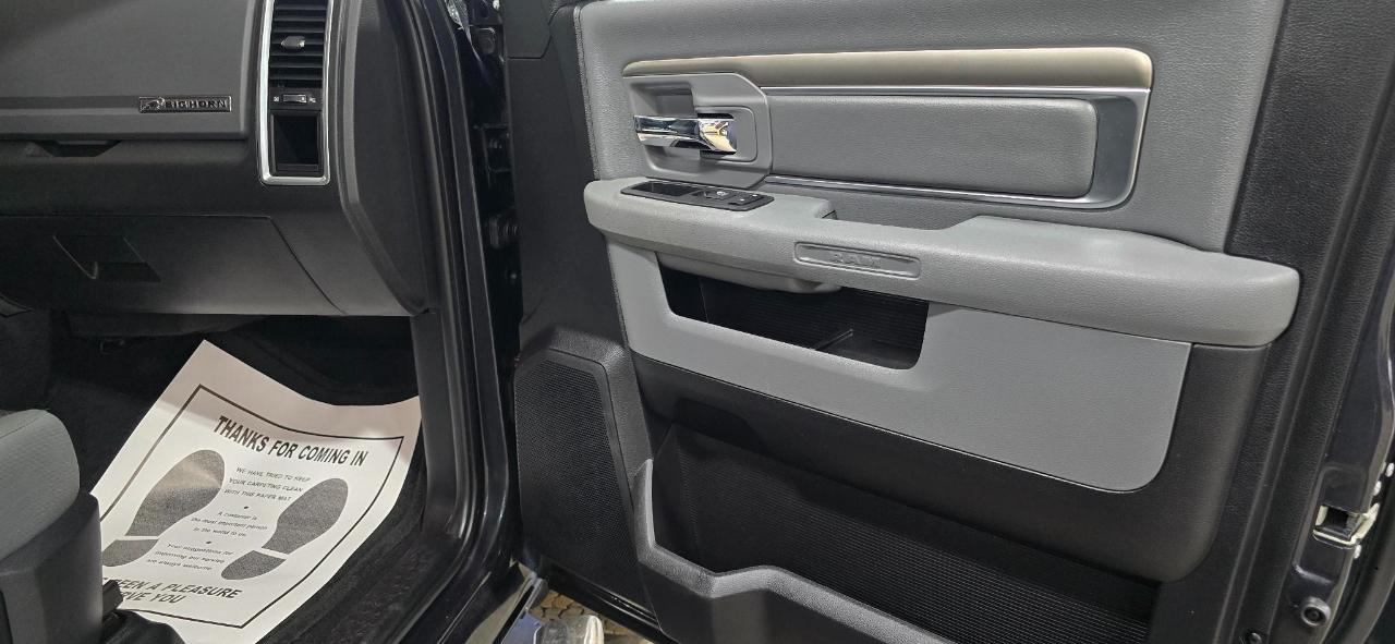 RAM 1500 Big Horn 4x4 Crew Cab 5'7" Box 2018