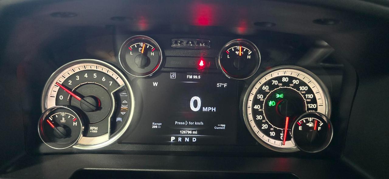 RAM 1500 Big Horn 4x4 Crew Cab 5'7" Box 2018