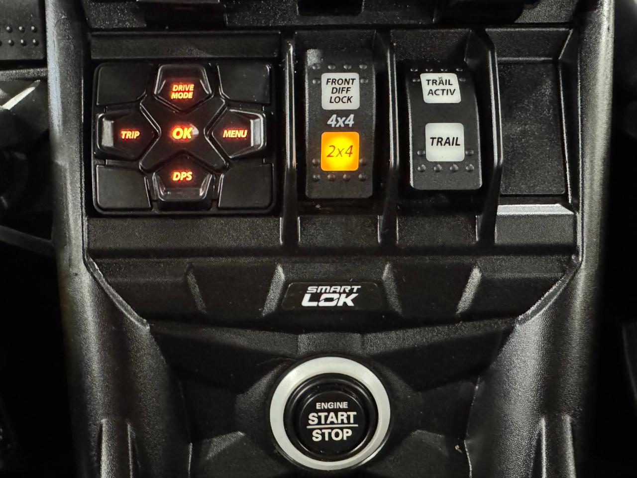 Can-Am Maverick Max 1000R Turbo X DS  2022