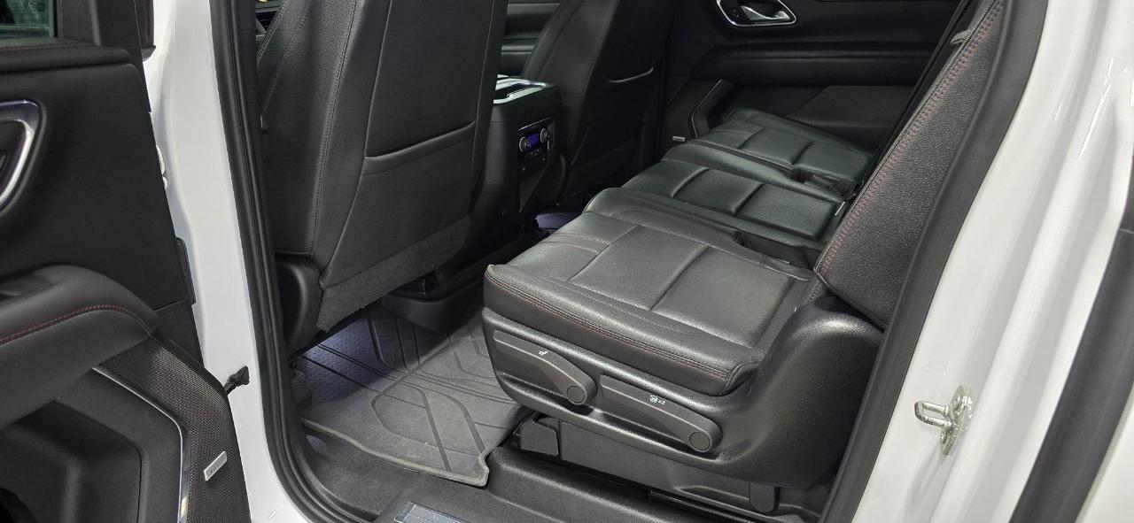 Chevrolet Suburban RST 4WD 2023