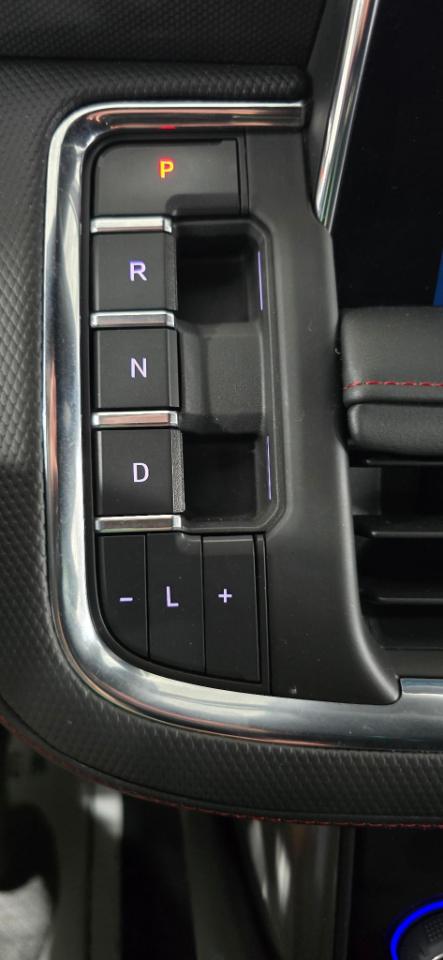 Chevrolet Suburban RST 4WD 2023