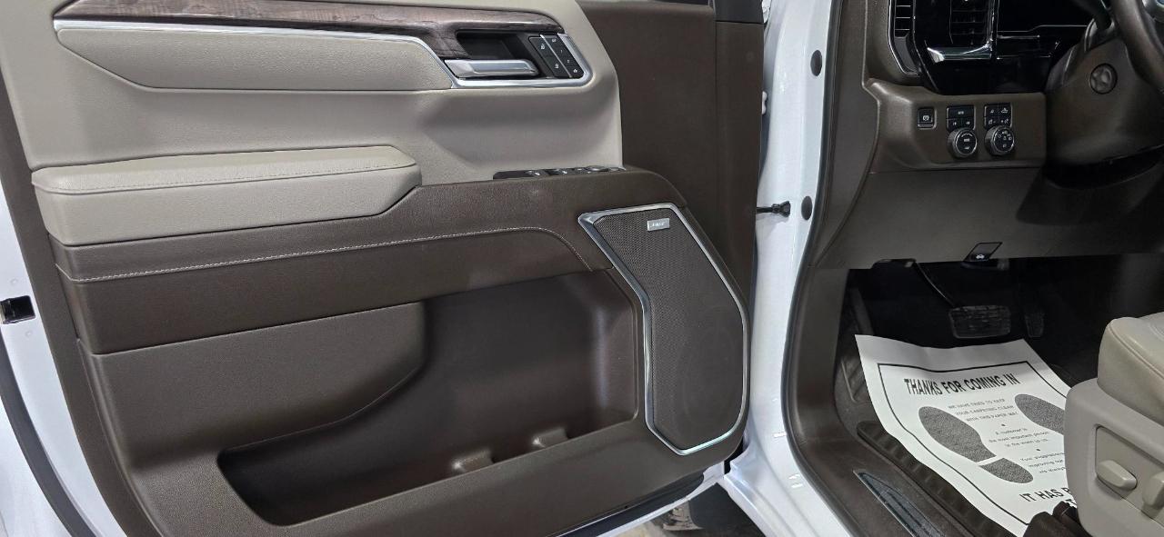 Chevrolet Silverado 1500 LTZ Crew Cab 4WD 2022