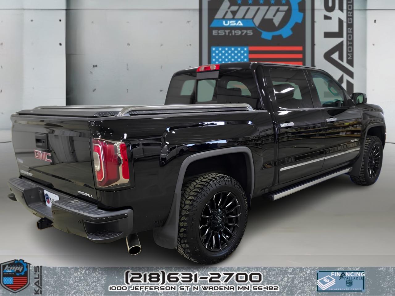 GMC Sierra 1500 Denali Crew Cab Short Box 4WD 2017