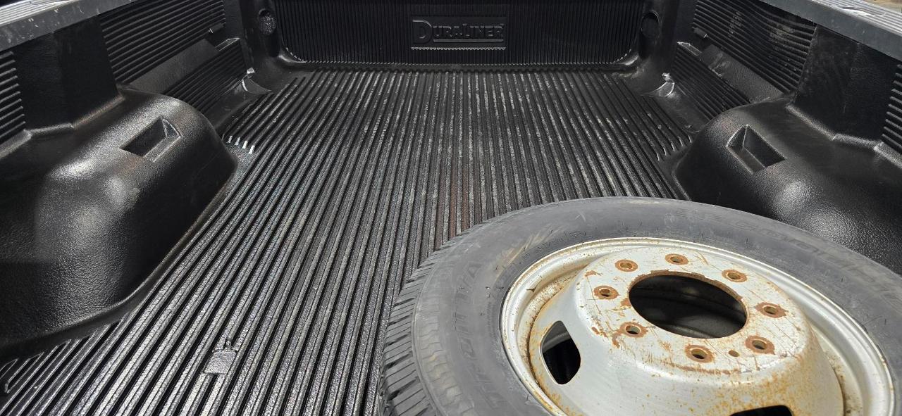 Ford F-450 SD XL Crew Cab DRW 4WD 2011