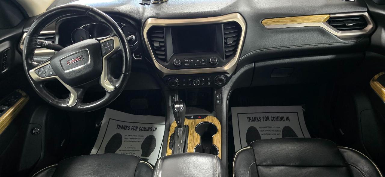 GMC Acadia Denali AWD 2017