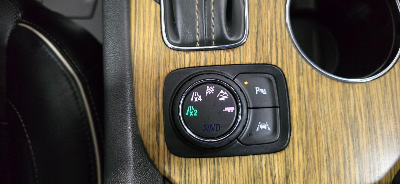 GMC Acadia Denali AWD 2017
