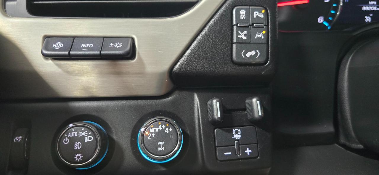 GMC Yukon XL Denali 4WD 2020