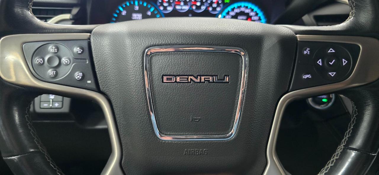 GMC Yukon XL Denali 4WD 2020