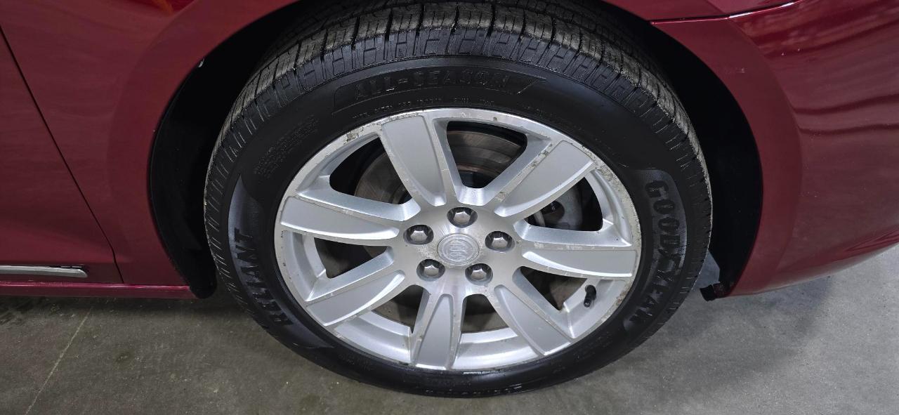 Buick LaCrosse CXL FWD 2011