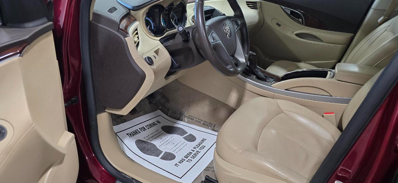 Buick LaCrosse CXL FWD 2011