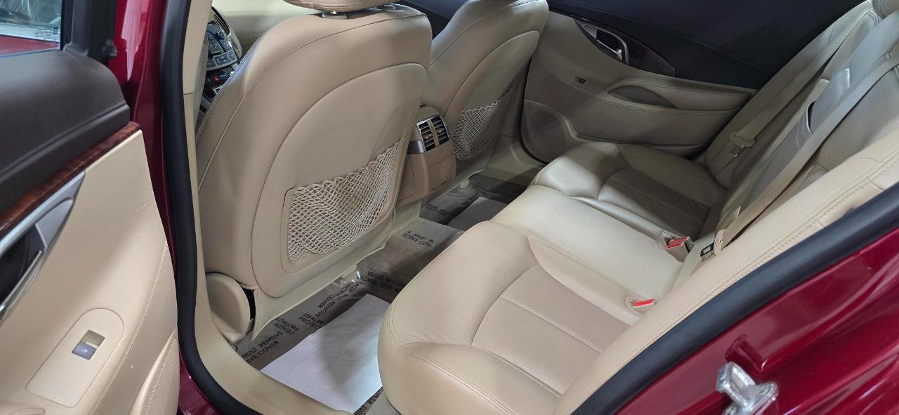 Buick LaCrosse CXL FWD 2011