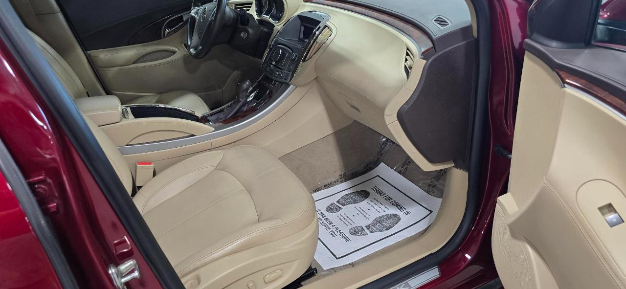 Buick LaCrosse CXL FWD 2011