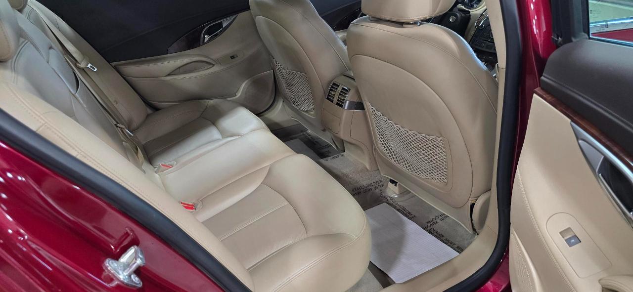 Buick LaCrosse CXL FWD 2011