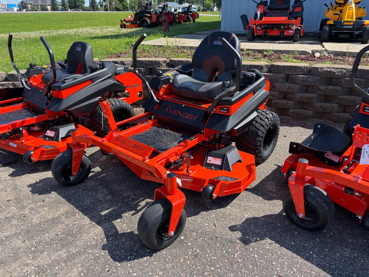 Bad Boy Mowers ZT 54in Avenger Kawasaki FR691 23HP  2026