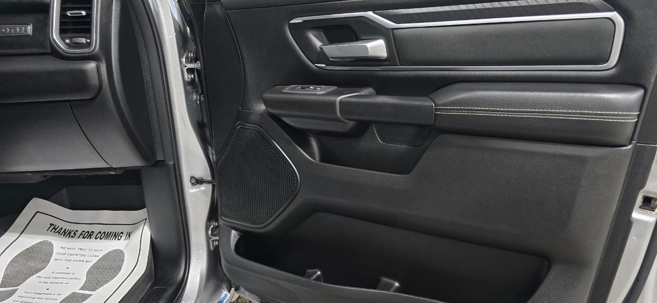 RAM 1500 Big Horn Crew Cab SWB 4WD 2025