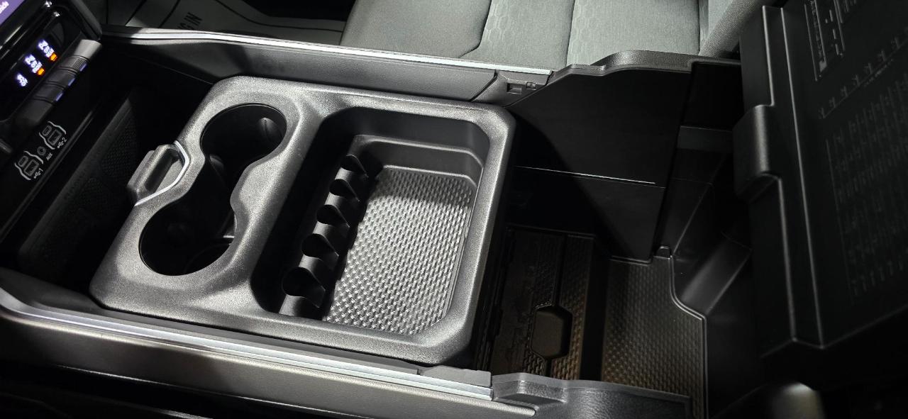 RAM 1500 Big Horn Crew Cab SWB 4WD 2025