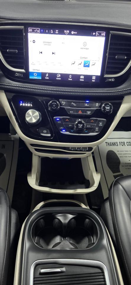 Chrysler Pacifica Hybrid Touring L 2023