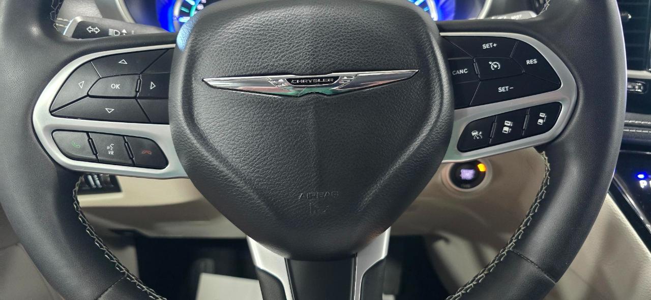 Chrysler Pacifica Hybrid Touring L 2023