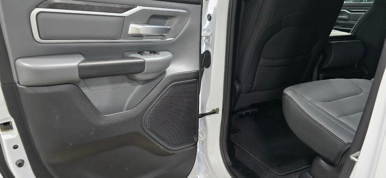 RAM 1500 Big Horn Quad Cab 4WD 2021