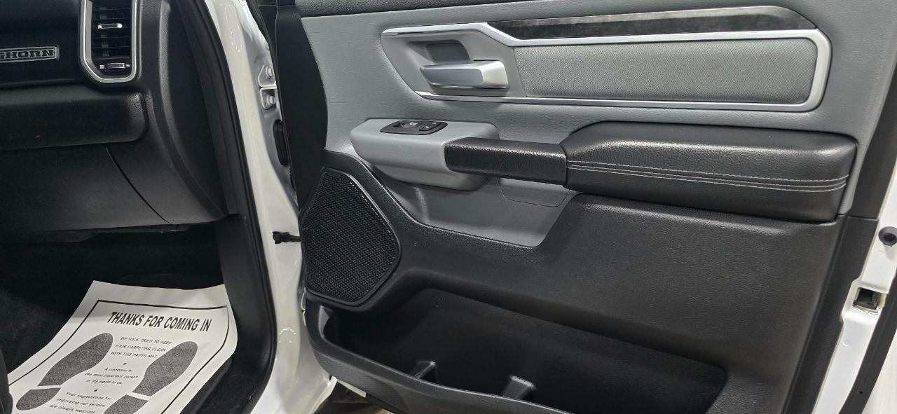 RAM 1500 Big Horn Quad Cab 4WD 2021