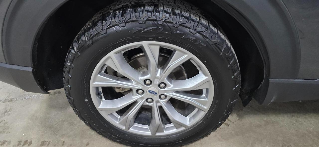 Ford Explorer XLT AWD 2020
