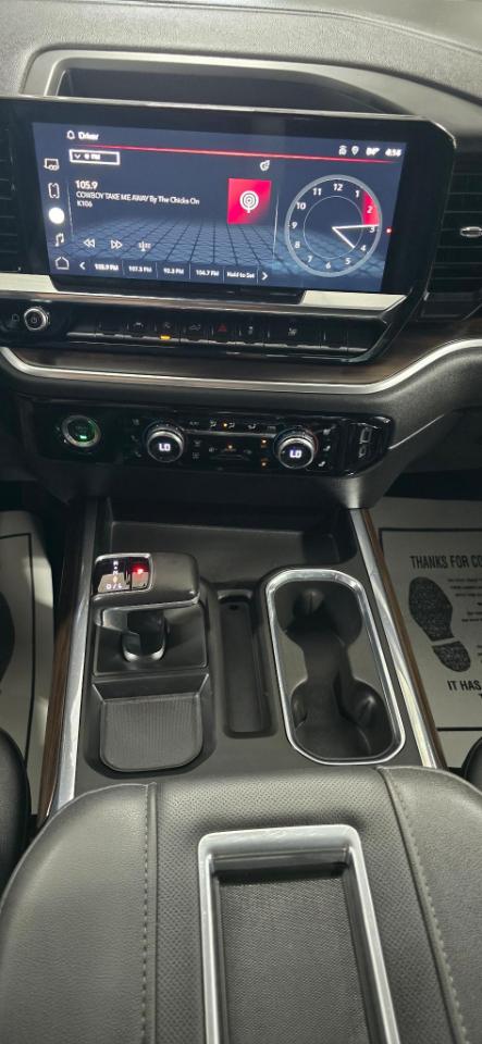 GMC Sierra 1500 SLT Crew Cab 4WD 2022