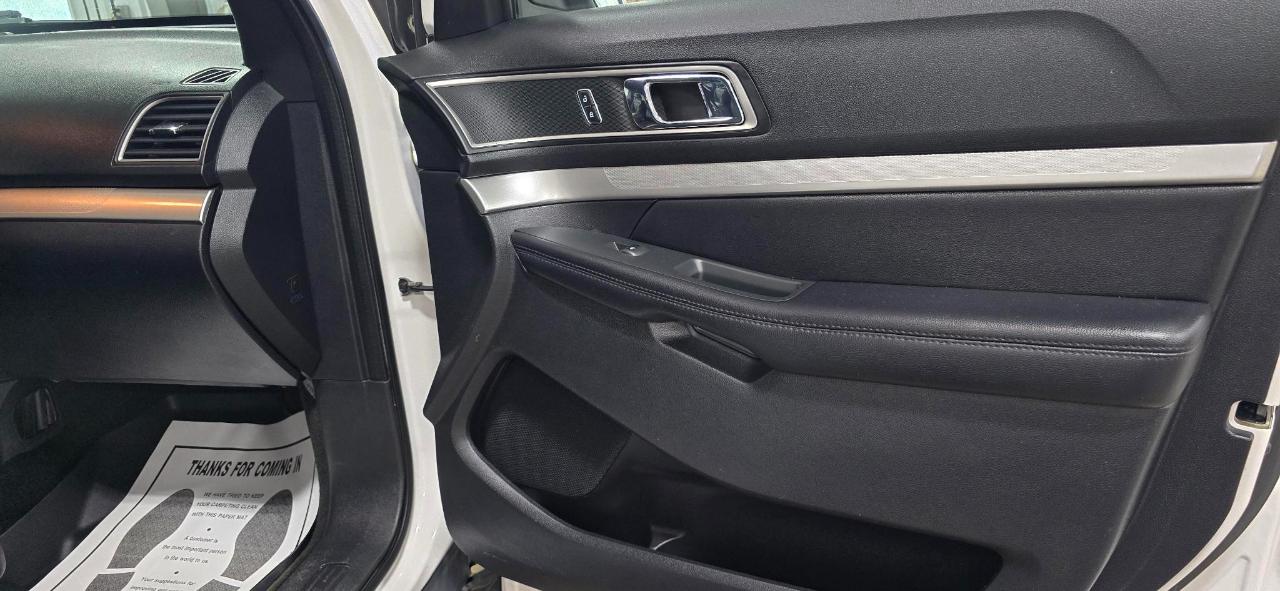 Ford Explorer XLT 4WD 2017
