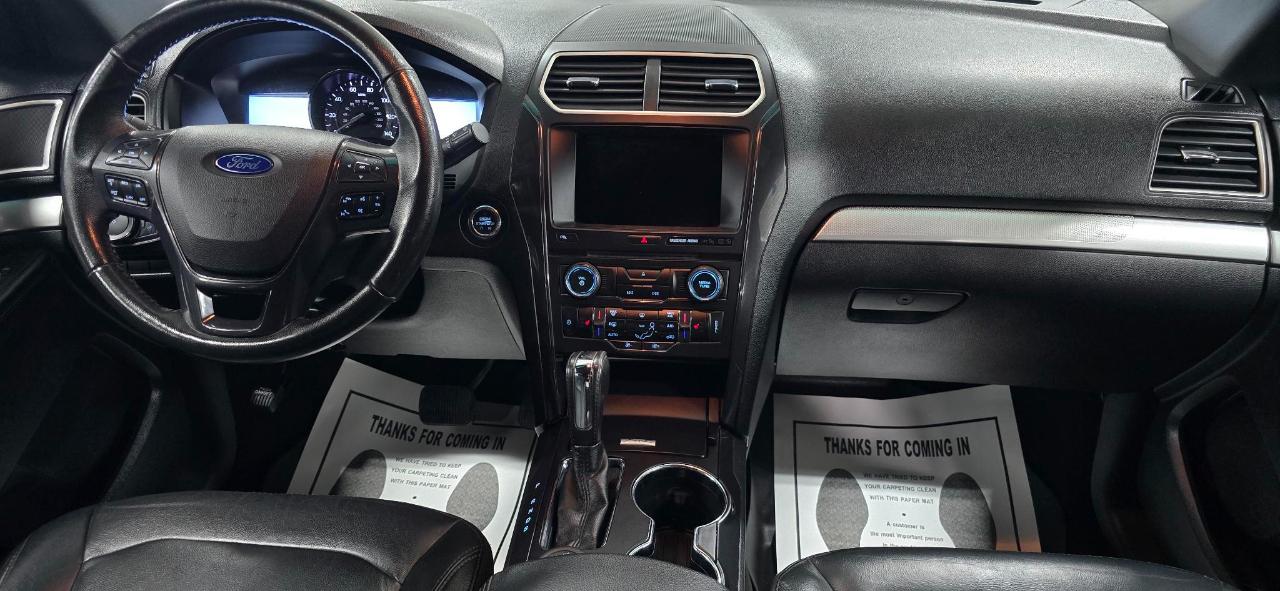 Ford Explorer XLT 4WD 2017