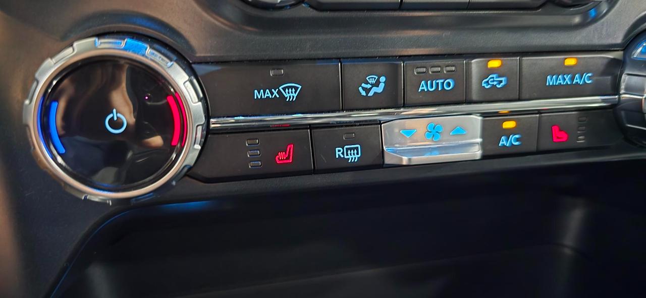 Ford F-150 XLT SuperCrew Short Bed 4WD 2024