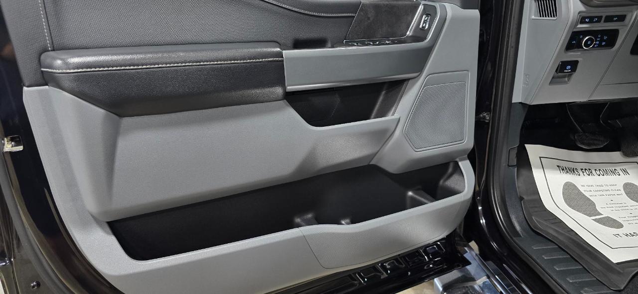Ford F-150 XLT SuperCrew Short Bed 4WD 2024