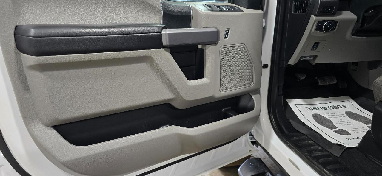 Ford F-250 SD XLT Crew Cab 4WD 2021